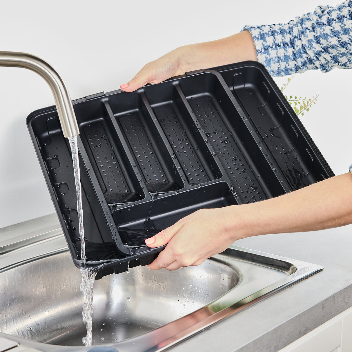 Minky Cutlery Drawer Organiser, Extendable Cutlery Sorter