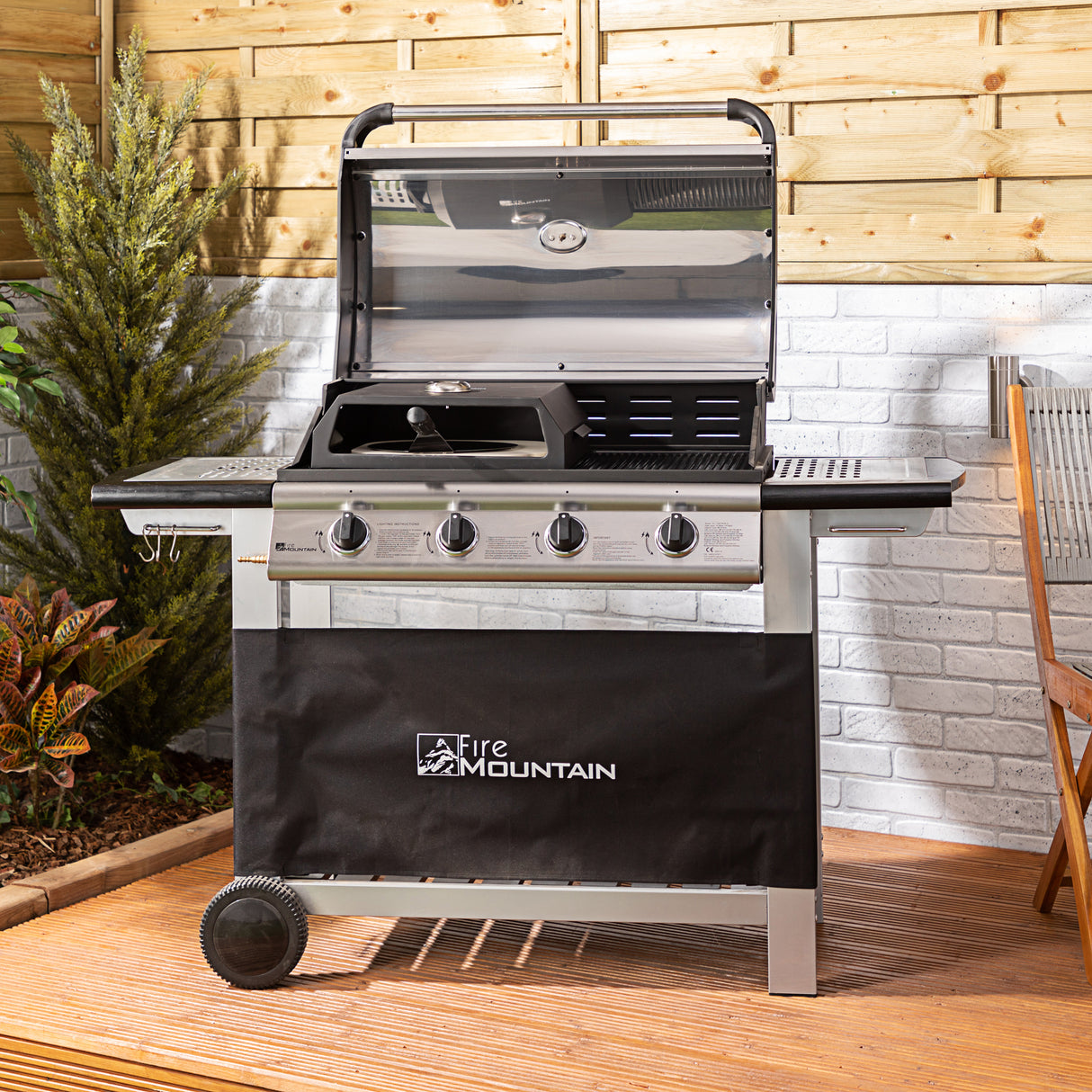 Fire Mountain Everest 4 Burner Gas BBQ