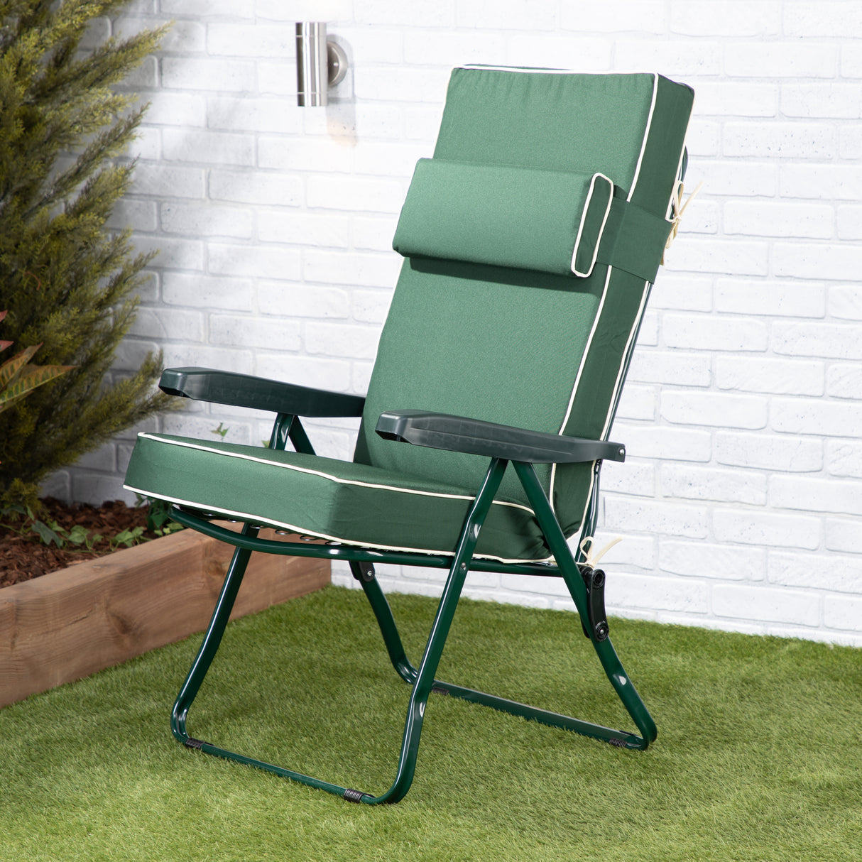 Alfresia Reclining Garden Chair – Green Frame with Luxury Cushion